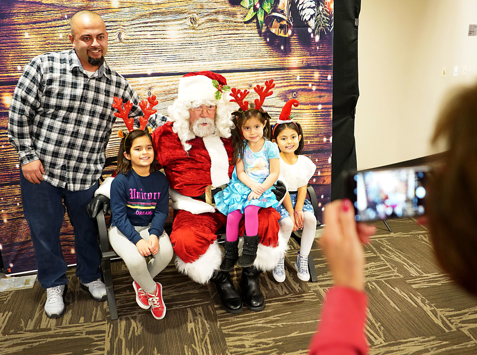 Mount Pleasant's 2019 inaugural tree lighting